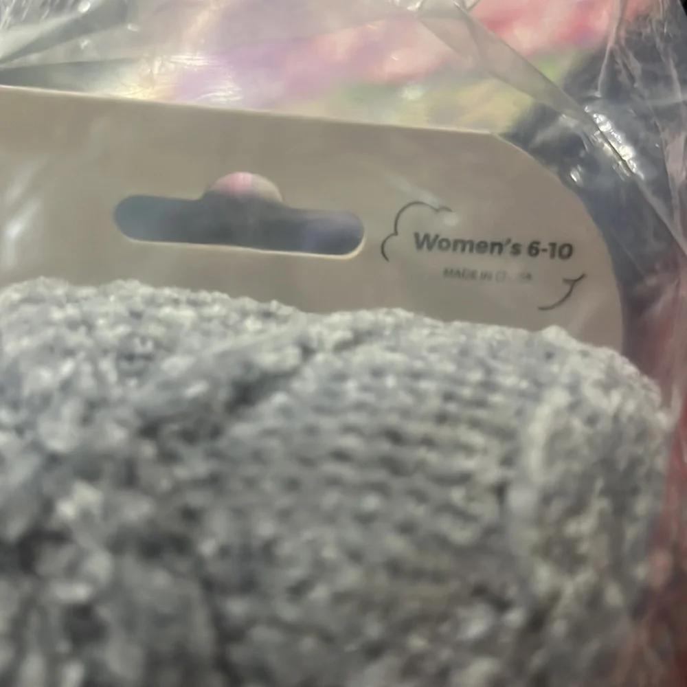 NWT THE COMFY Slipper Socks | Women’s Soft, Cozy Socks with Non-Skid Sole